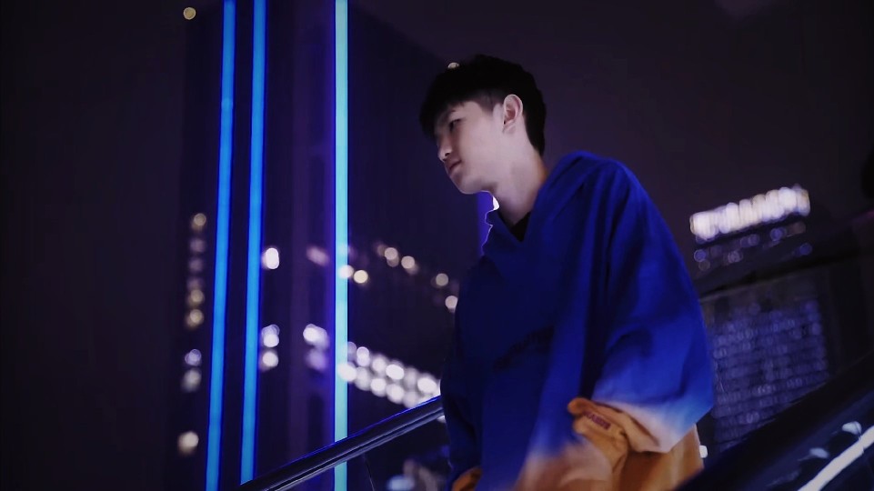 而是通过高 而是通过高